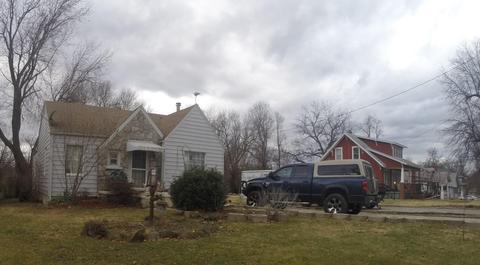 2121 N Johnston Ave, Springfield, MO 65803 photo 1