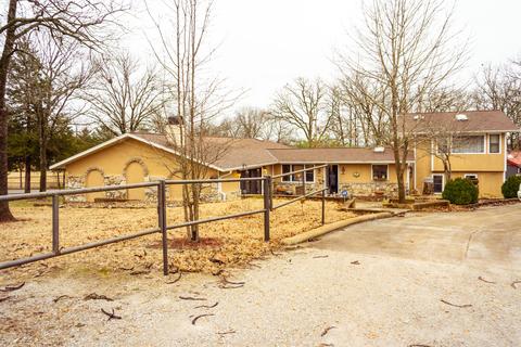 304 Flynn Rd, Branson, MO 65616 photo 1