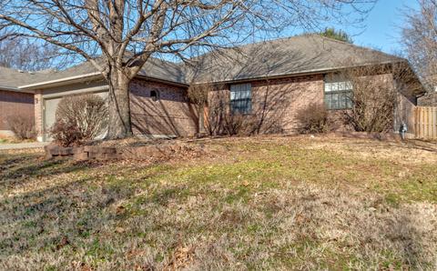 3747 W Edgewood St, Springfield, MO 65807 photo 1
