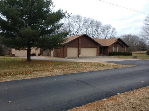 147 Covered Bridge Rd, Ozark, MO 65721 photo 1