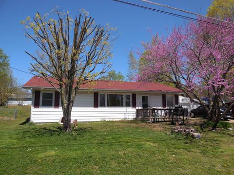 302 Bacorn Ave, Ava, MO 65608 photo 1