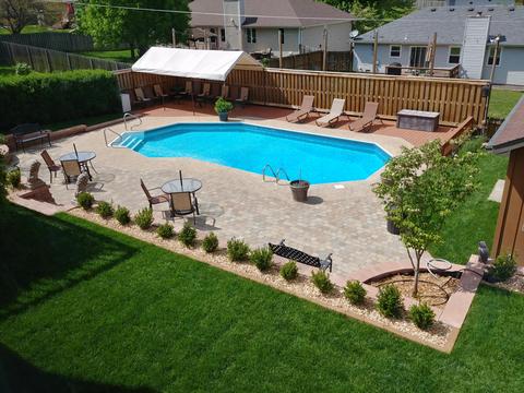 2083 W Nottingham St, Springfield, MO 65810 photo 1