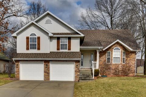 1115 W Red Oak St, Springfield, MO 65803 photo 1