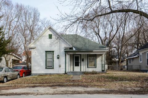 2326 N Travis Ave, Springfield, MO 65803 photo 1