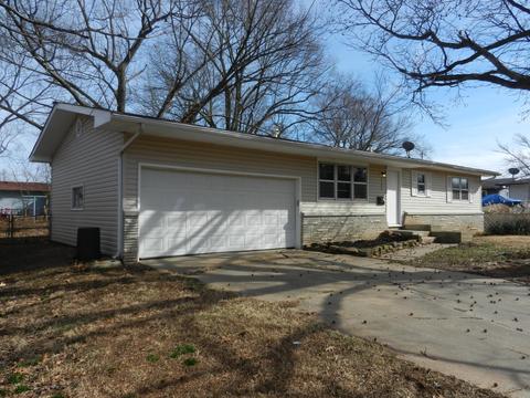 1344 S Prince Ln, Springfield, MO 65804 photo 1