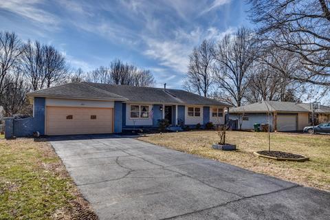 1216 W Highland St, Springfield, MO 65807 photo 1