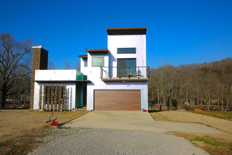 810 Spring Valley Dr, Mammoth Spring, AR 72554 photo 1