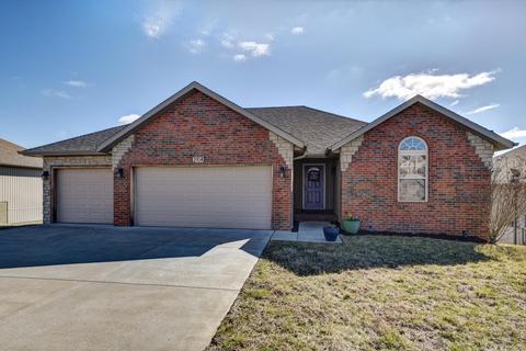 2104 S Gristmill Ct, Ozark, MO 65721 photo 1