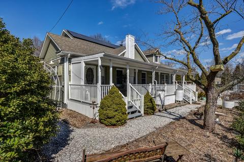 1615 W Calhoun St, Springfield, MO 65802 photo 1