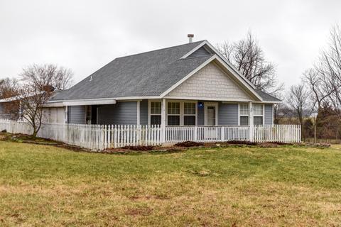 8331 N Ty Lewis Ln, Springfield, MO 65803 photo 1
