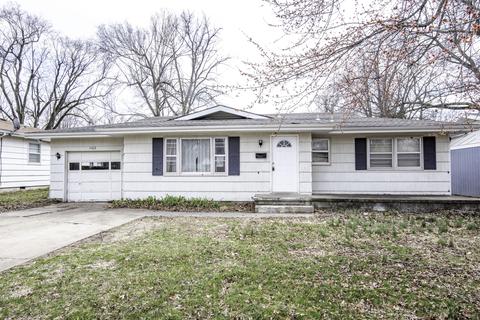 1462 E Seminole St, Springfield, MO 65804 photo 1