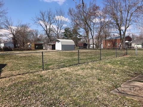 519 E Summit Ave, Seymour, MO 65746 photo 1