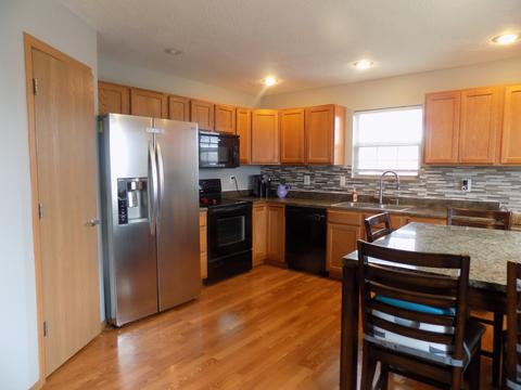 711 Lexington Cir, Clever, MO 65631 photo 6