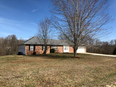 1986 Johns Ln, Nixa, MO 65714 photo 1