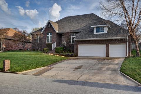 3920 E Latoka St, Springfield, MO 65809 photo 1