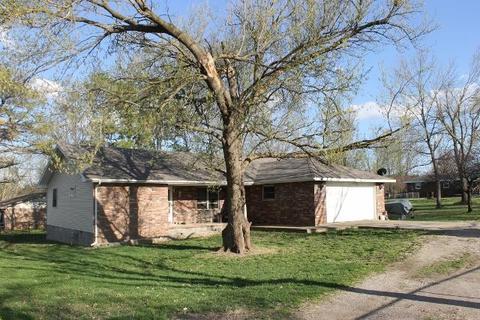 1200 E Tenth St, Mountain Grove, MO 65711 photo 1
