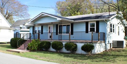 328 S Spring St, Ava, MO 65608 photo 1