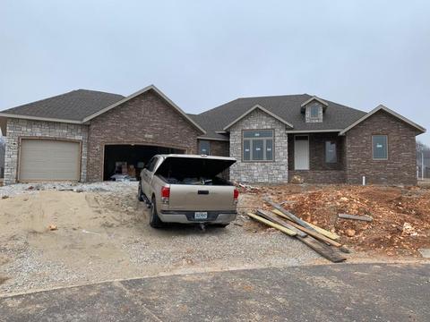 2046 N Grindstone Ave, Springfield, MO 65802 photo 1