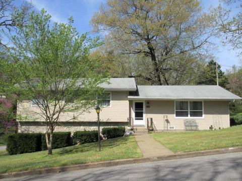 603 Pocahontas St, Branson, MO 65616 photo 1