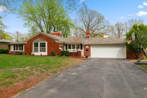 1992 S Cedarbrook Ave, Springfield, MO 65804 photo 1