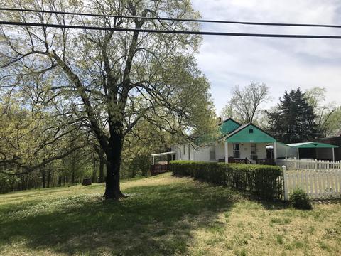 968 E Main St, Buffalo, MO 65622 photo 1