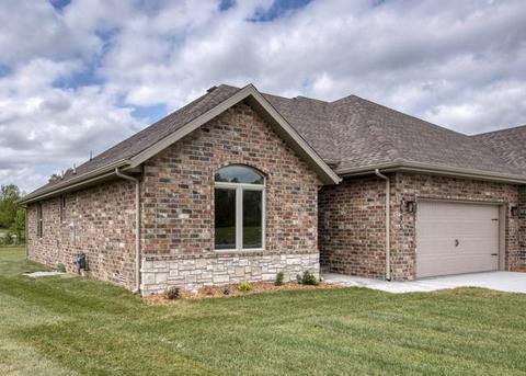 3595 W Camelot St, Springfield, MO 65807 photo 1