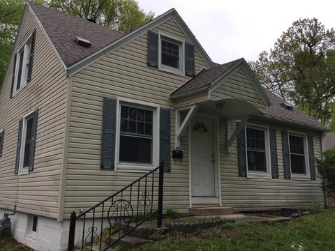 621 E Cozy St, Springfield, MO 65807 photo 1