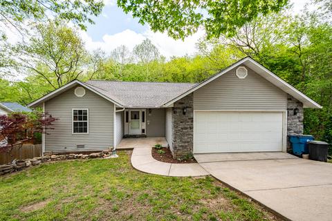 131 Hideaway St, Branson, MO 65616 photo 1
