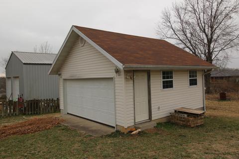 803 N 37th St, Nixa, MO 65714 photo 1