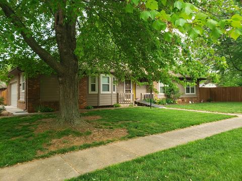 1607 W Tracy St, Springfield, MO 65807 photo 1