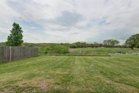 3807 N Bear Creek Ave, Springfield, MO 65803 photo 5