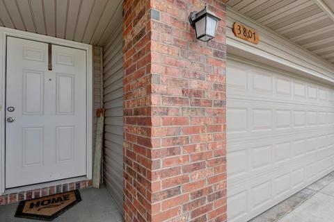 3807 N Bear Creek Ave, Springfield, MO 65803 photo 3