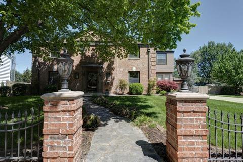 1039 E University St, Springfield, MO 65807 photo 1