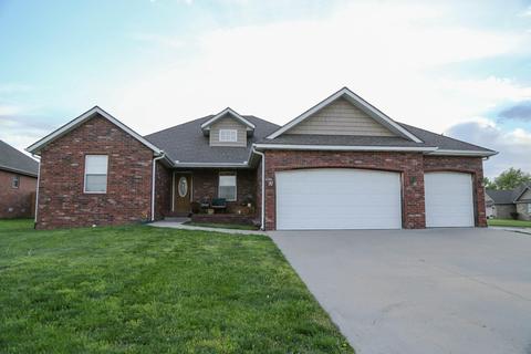 209 Meadowlark, Willard, MO 65781 photo 1