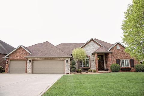 2379 S Cedar Dr, Springfield, MO 65809 photo 1