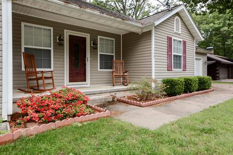 125 Loop St, Shell Knob, MO 65747 photo 1