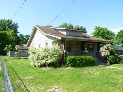 1702 W Nichols St, Springfield, MO 65802 photo 1