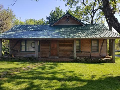 810 W Munson, Clinton, MO 64735 photo 1