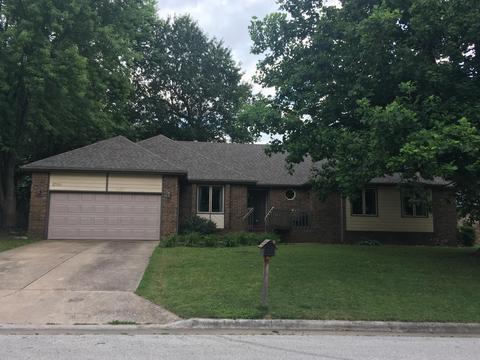 2558 W Cynthia St, Springfield, MO 65810 photo 1