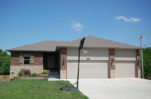 828 Mark St, Willard, MO 65781 photo 1
