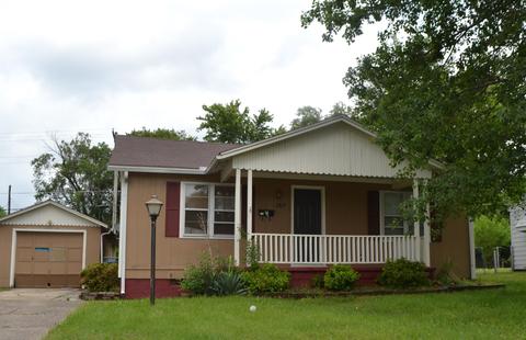 2819 E 11th St, Joplin, MO 64801 photo 1