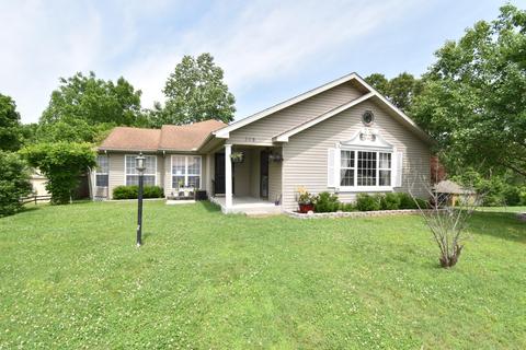 308 College St, Crane, MO 65633 photo 1