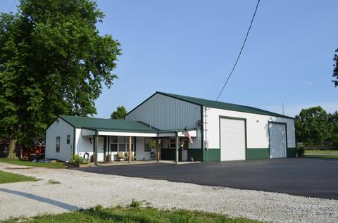 1412 Pine St, Seneca, MO 64865 photo 1