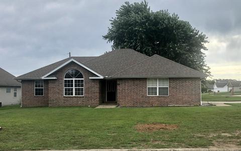 920 Woodhurst, Marshfield, MO 65706 photo 1
