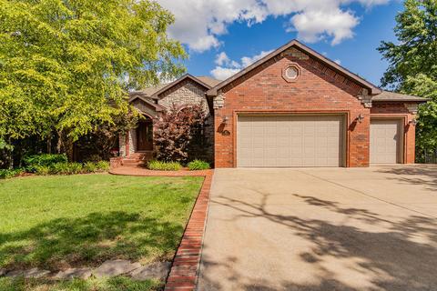 927 Silverbluff Cir, Branson West, MO 65737 photo 1
