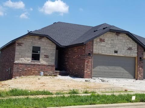 821 E Crystal Ave, Nixa, MO 65714 photo 1