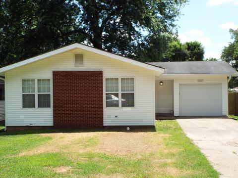 2642 W Madison St, Springfield, MO 65802 photo 1