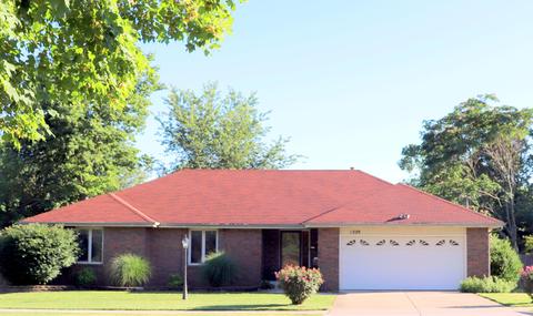 1329 E Stoneridge St, Springfield, MO 65803 photo 1