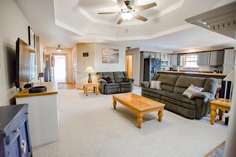 924 W Turnberry Blvd, Ozark, MO 65721 photo 4