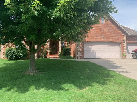 1488 N Bristol Ave, Springfield, MO 65802 photo 1